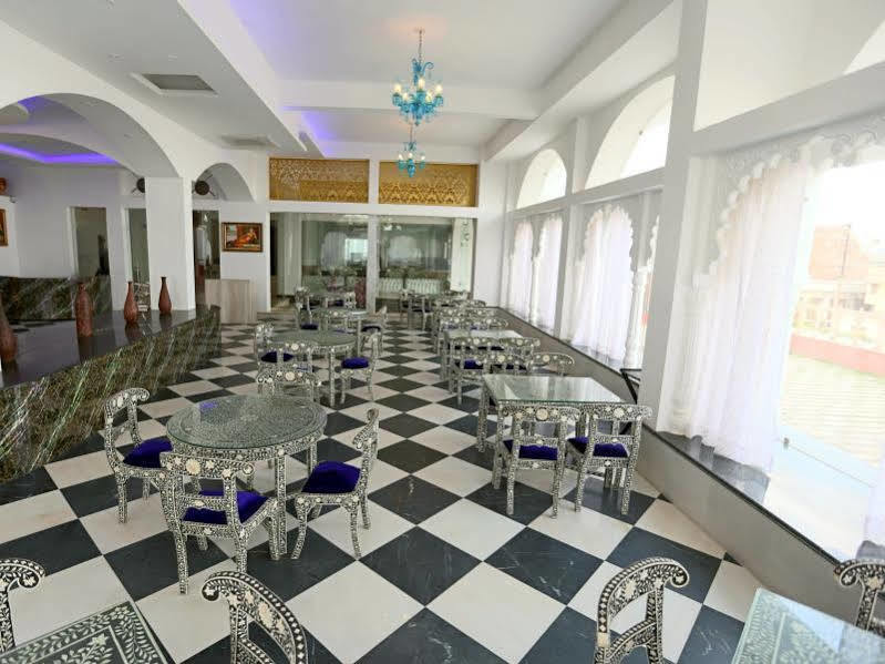 Mewargarh Udaipur By Red Lion S Hotel Zewnętrze zdjęcie